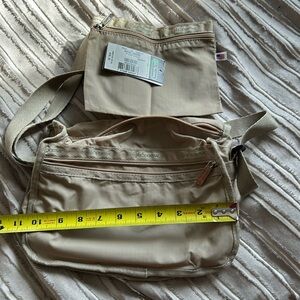 LeSportsac Satchel Purse Shoulder Bag Vintage 1990s Taupe w Pouch